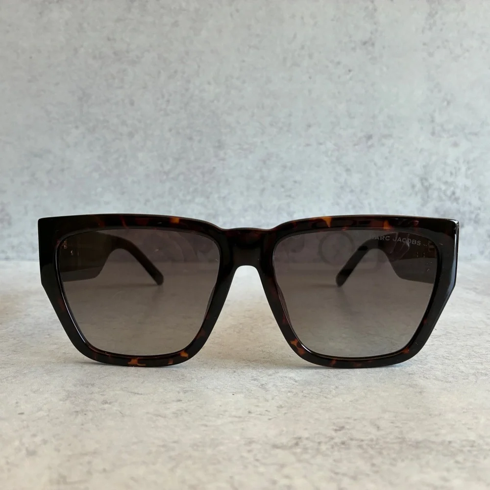 Marc Jacobs Tortoise Shell Sunglasses New With Case